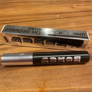 NIB Buxom Lash Volumizing Mascara - color Blackest Black